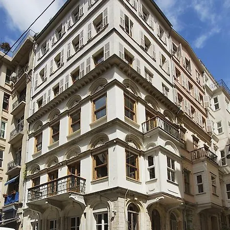 X Flats Gumussuyu Apartment Istanbul